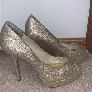 Steve Madden Gold Glitter High Heels